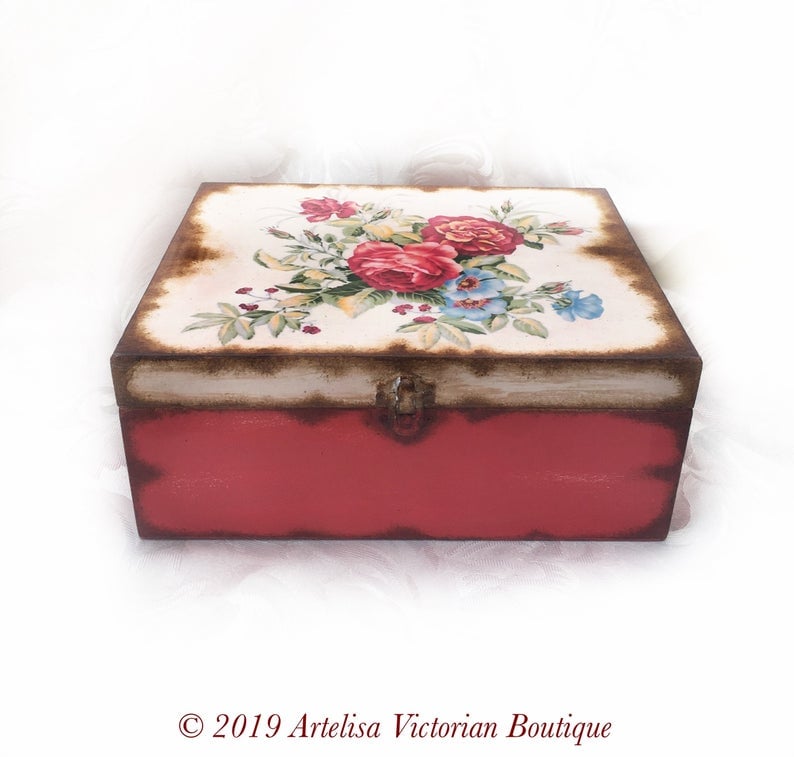Red Vintage Style Heirloom Box Rose Floral Beauty Storage Hair Make Up Caddy Bedroom Dresser