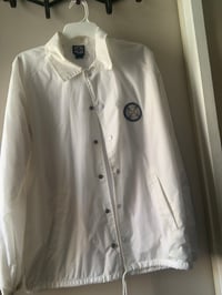 Independent windbreaker 
