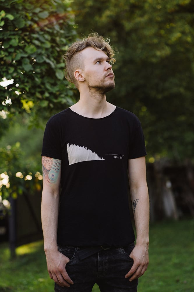 Image of Feather Bed / Ladder Head UNISEX T-SHIRT
