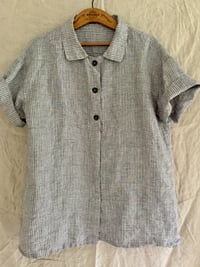 Image 4 of short-sleeved linen work shirt