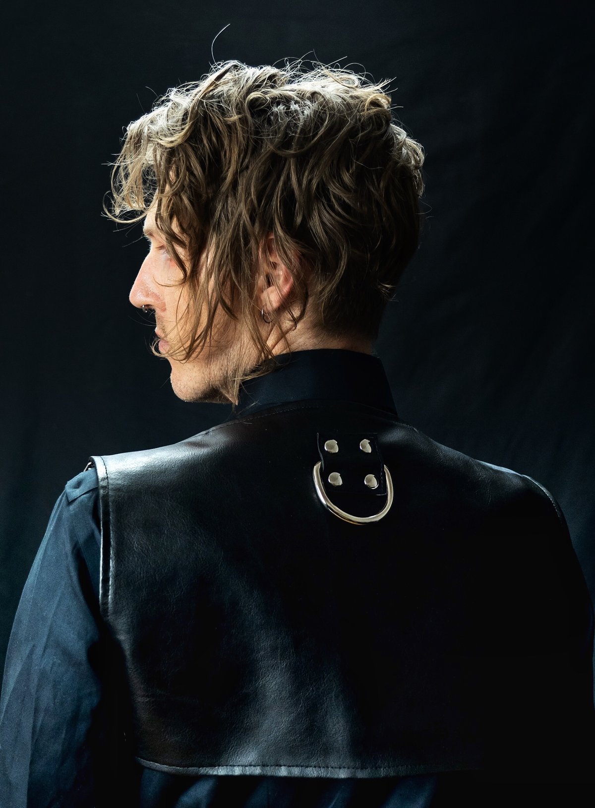 Upper body harness vegan leather