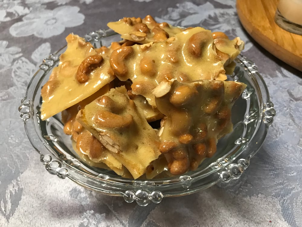Image of Cashew Brittle - 1 lb.