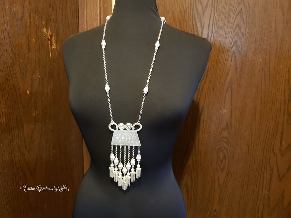 Madelyn Necklace 