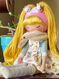 Image 5 of Classic Doll Winnie