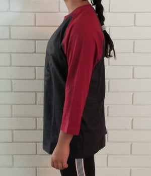 Image of The Hydden 3/4 Sleeve Raglan Tee