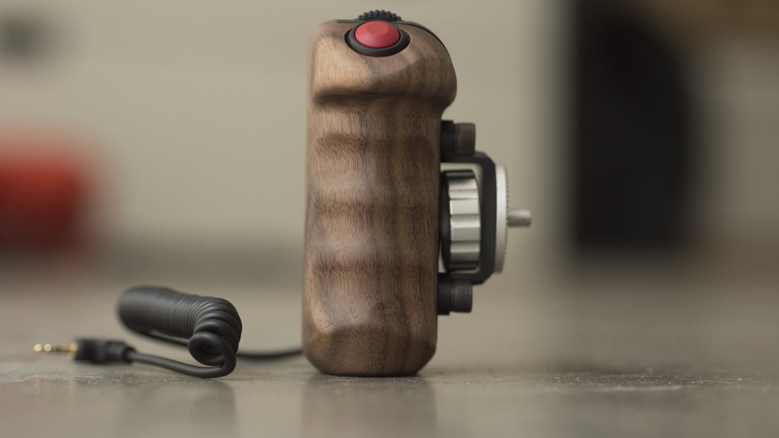 CLUTCH camera remote handle | RVLVR LABS