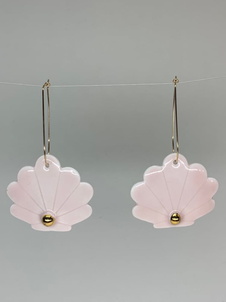 Image of Blush Shell Earrings - 20% off