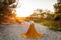 Image 1 of Maternity session (retainer)