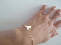 Image 2 of Latch pearl bracelet