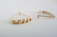 Image 5 of Six pearl earrings