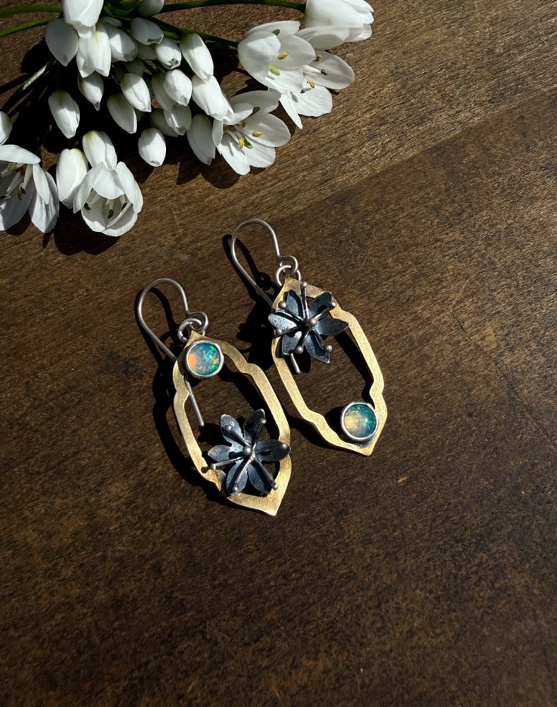 Image of Starlight on Emerisa White Asymmetrical Earrings