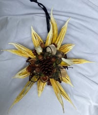 Image 2 of Okra Sunflower