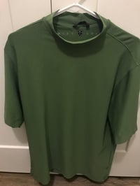 Nike Golf Mock Dri Fit shirt. SZ Medium (Green)