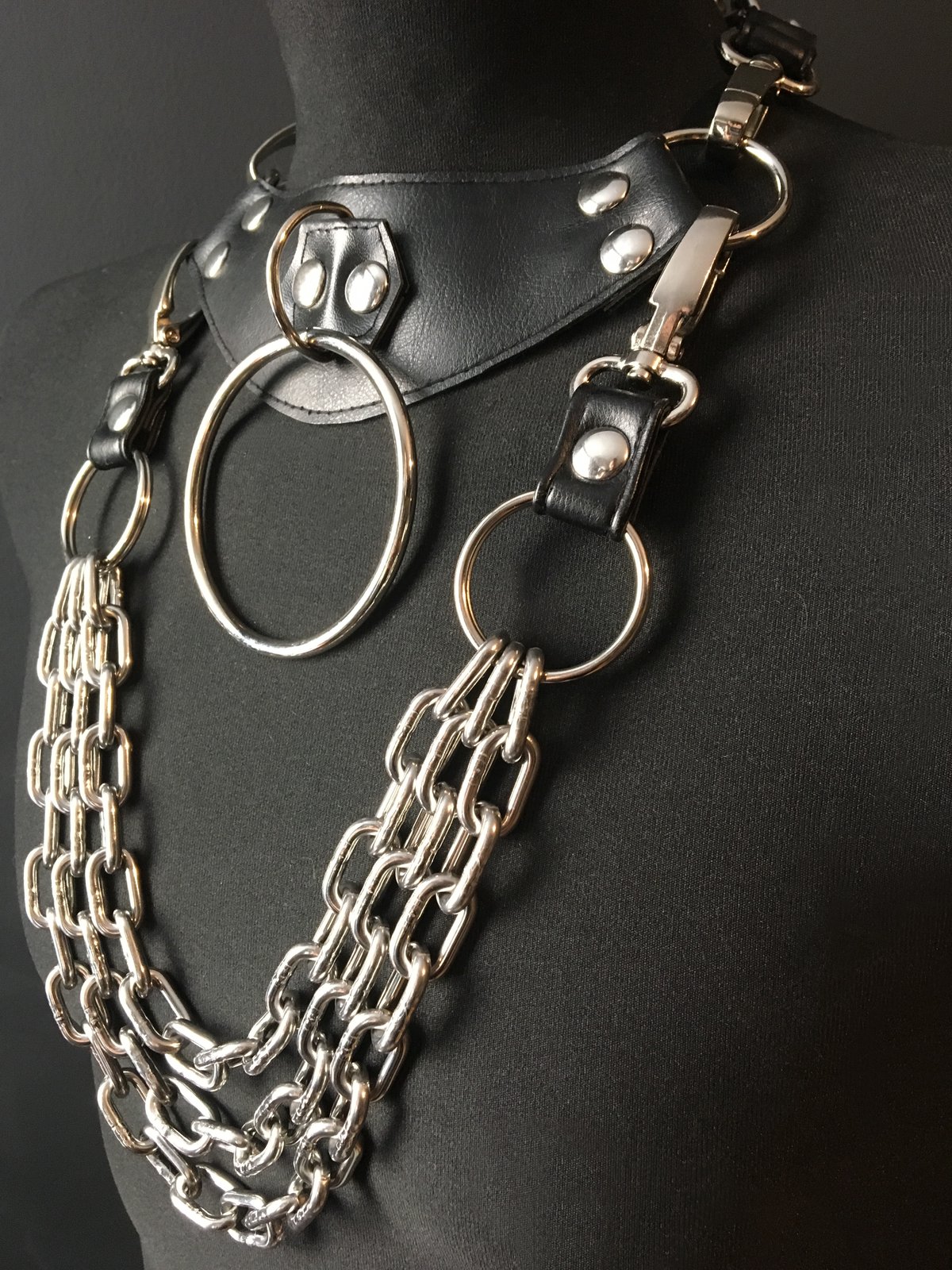 Posture necklace vegan leather and silver