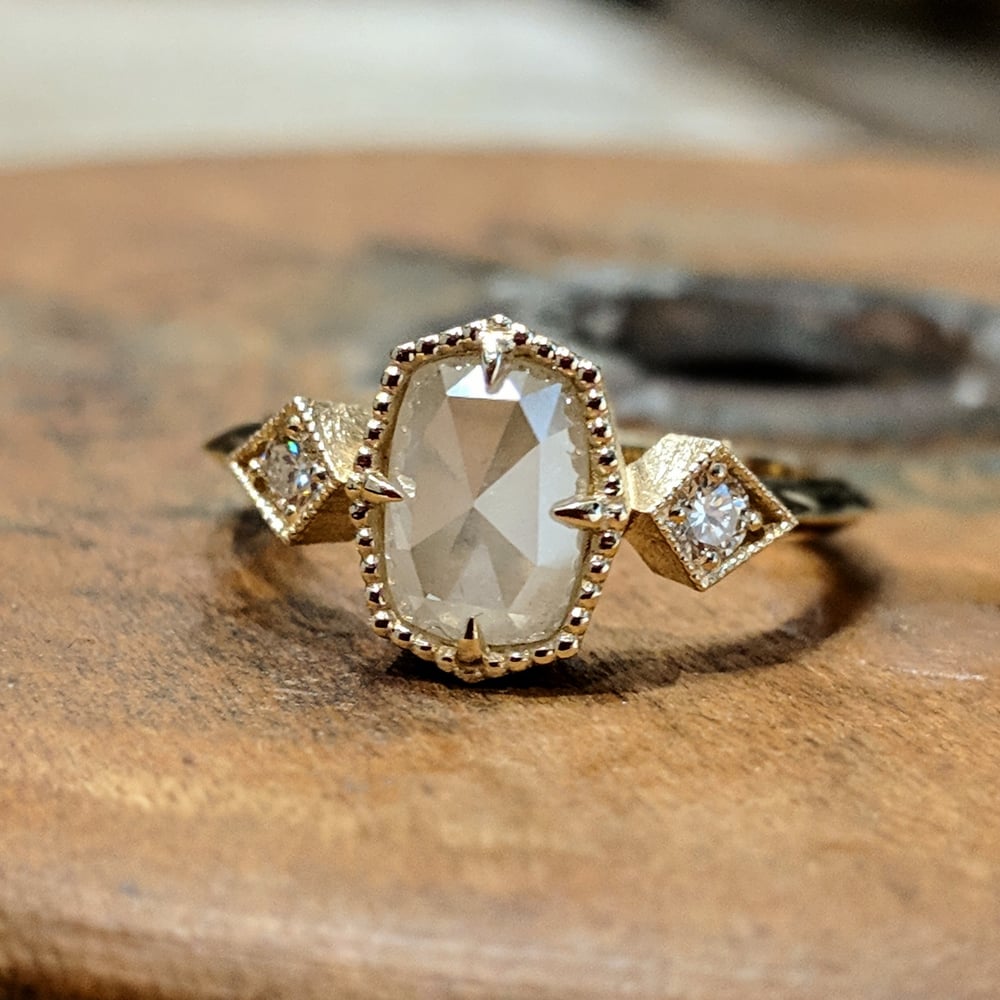 Image of Iclyn Ring