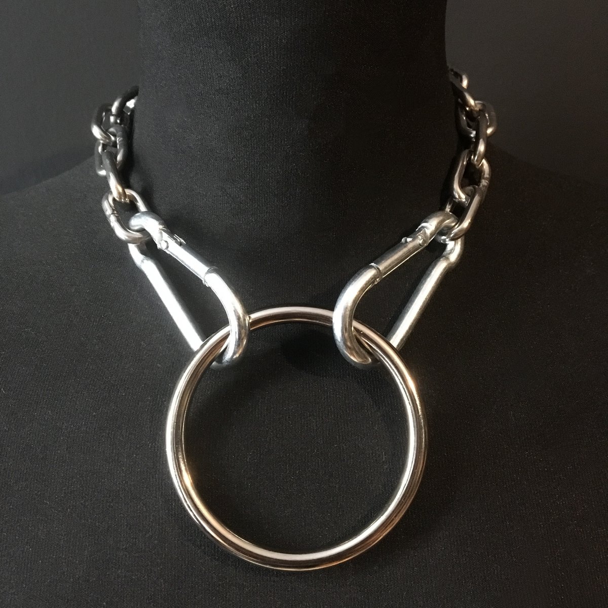 O ring necklace 
