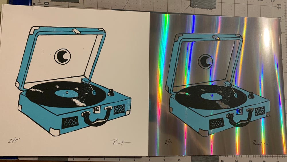 Image of Spinning vinyl - large