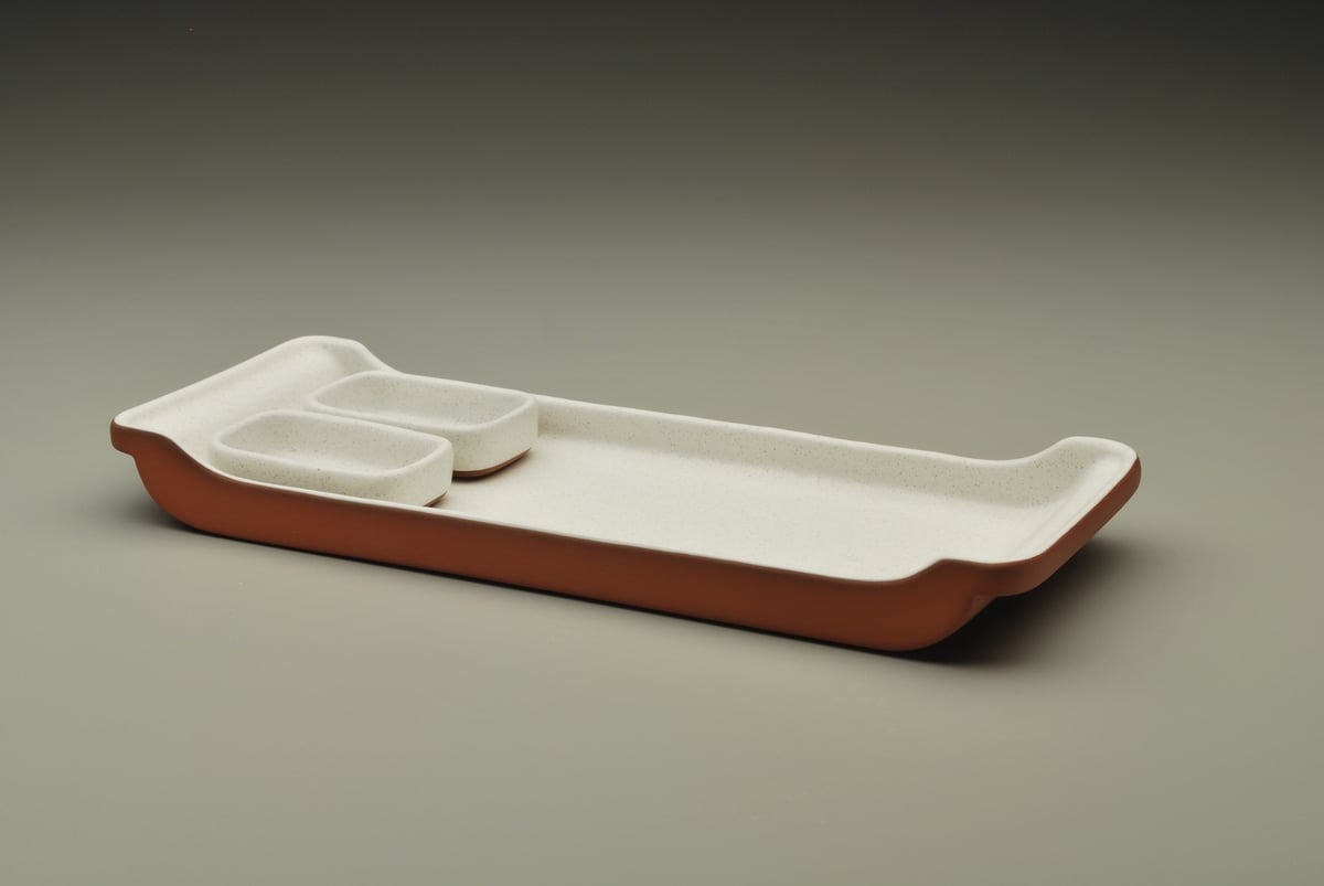 Image of Sushi Tray and Sushi Sauce Bowls