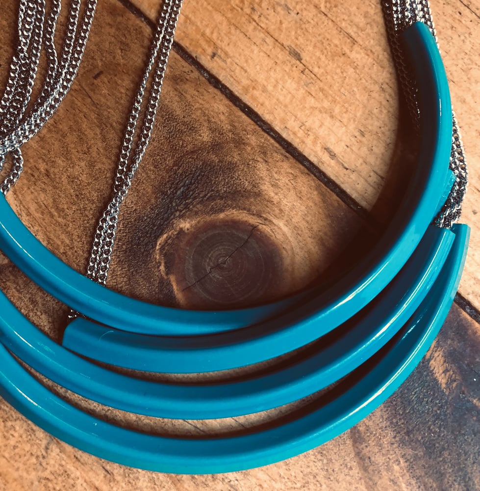 Image of Amy (blue)