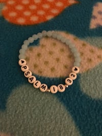 Image 3 of Psalm 18 32