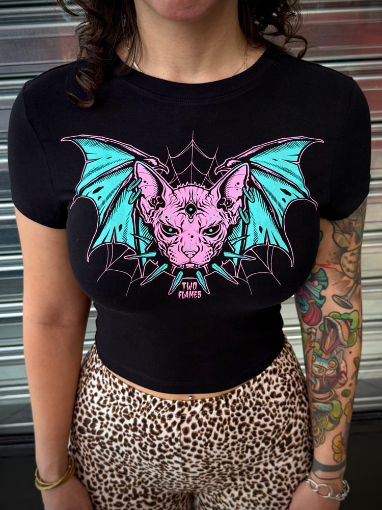 sphynx - woman’s crop top t-shirt 
