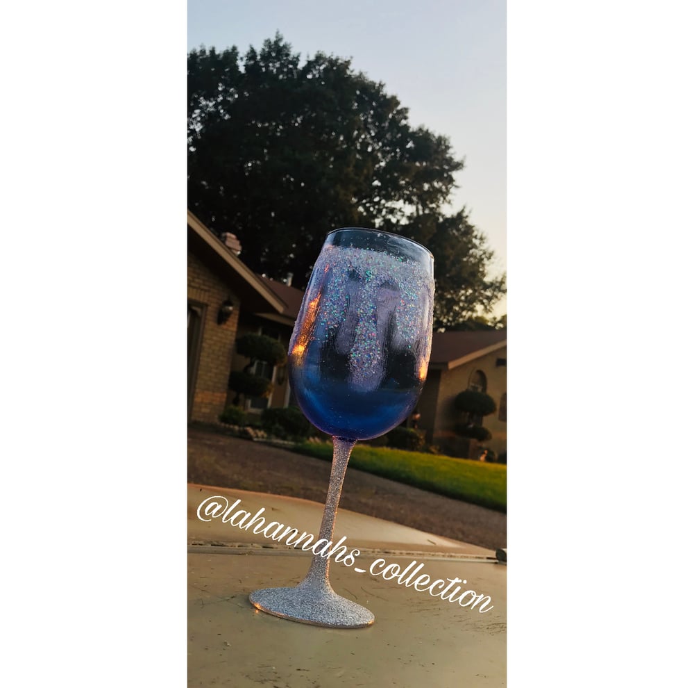 Image of “Dripped in Ice” Wine Glass