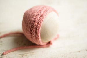 Image of {New!} Twisted Rib Border Special Bonnet