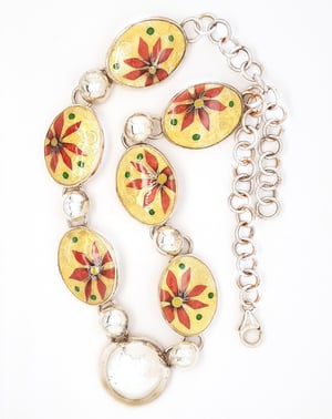 Image of Necklace with Six Cloisonné Enamels with the Glitter of Gold 