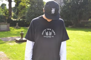 Image of Punk Hands T-shirt Black ðŸ’€