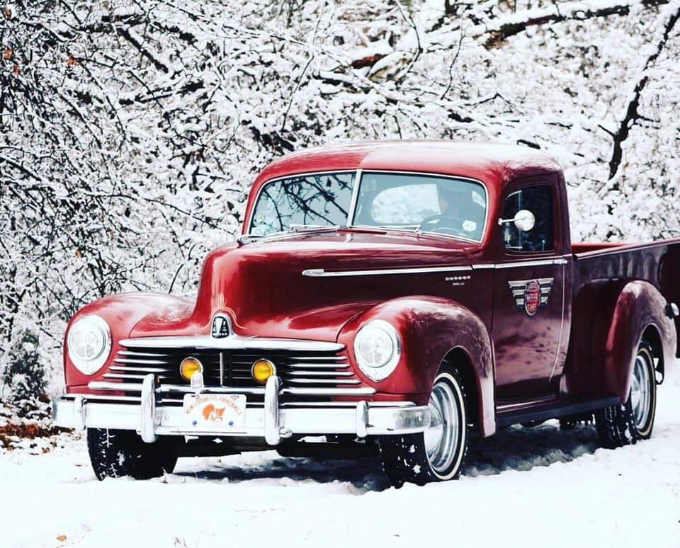 2019 Red Truck Christmas Sessions 