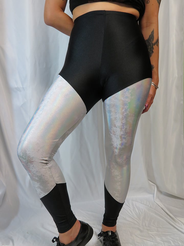 White 2025 iridescent leggings