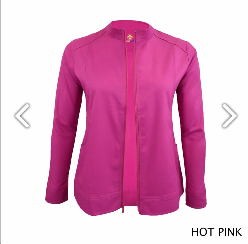 Image of WOMEN’S SOFT STRETCH FRONT ZIP WARM-UP SCRUB JACKET 