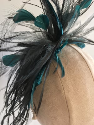 Image of Teal feather headpiece 