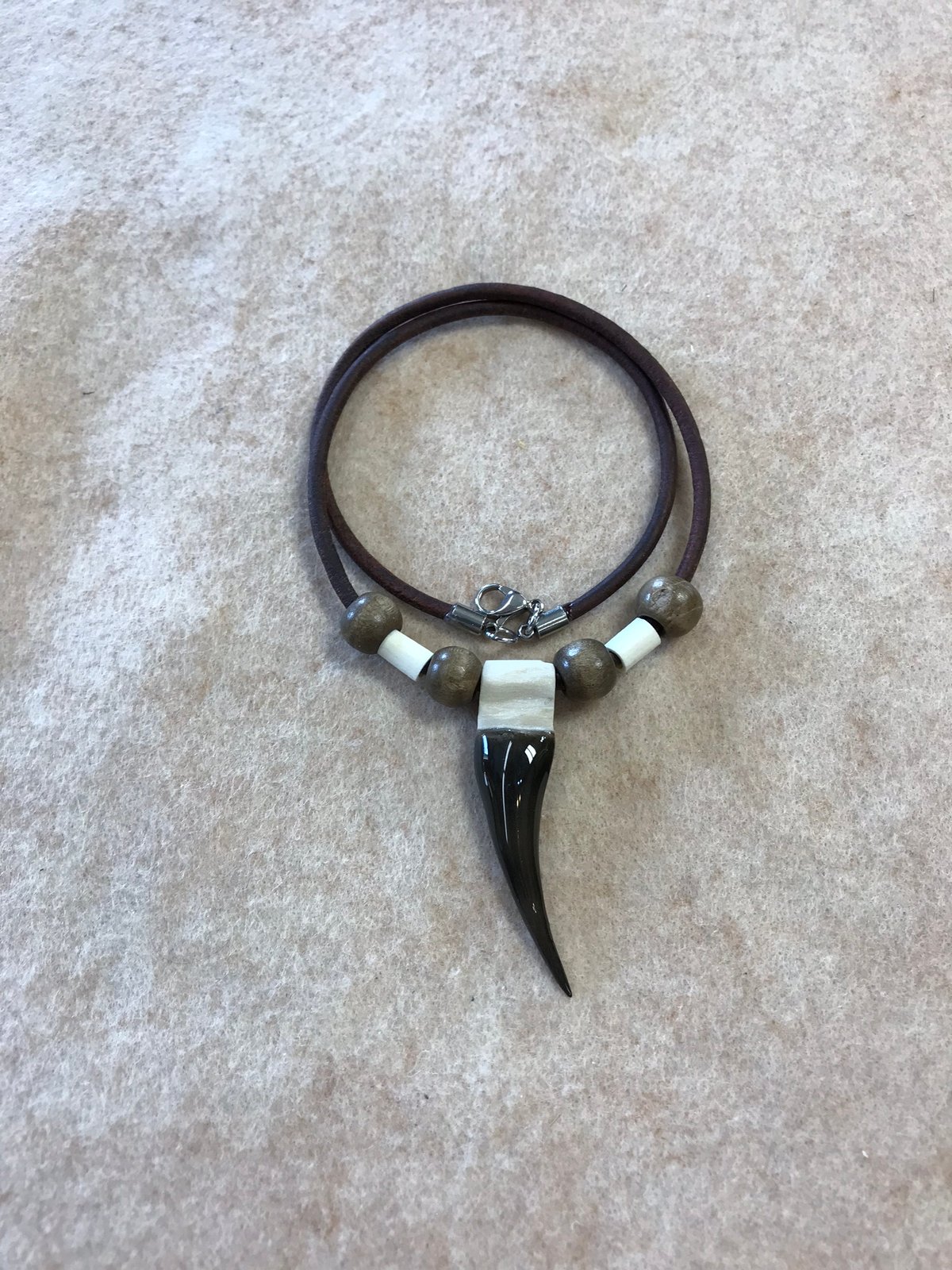 1 SALTWATER CROCODILE Tooth 3 cm Souvenir Collector DIY Necklace hat band |  eBay