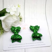 Image 3 of Green Glitter Pigtail Set