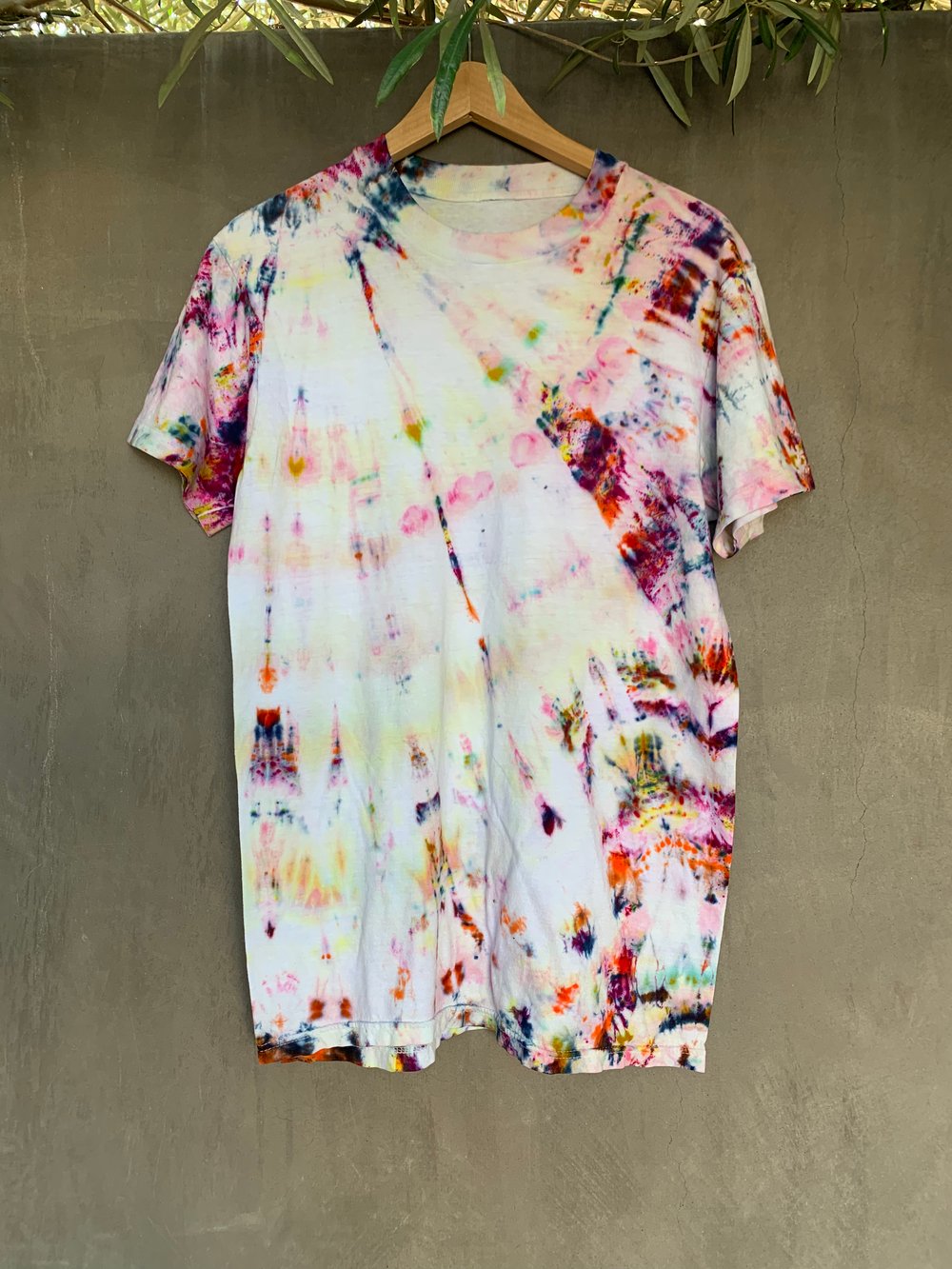 Image of rainbow tie dye vintage tee- medium 5