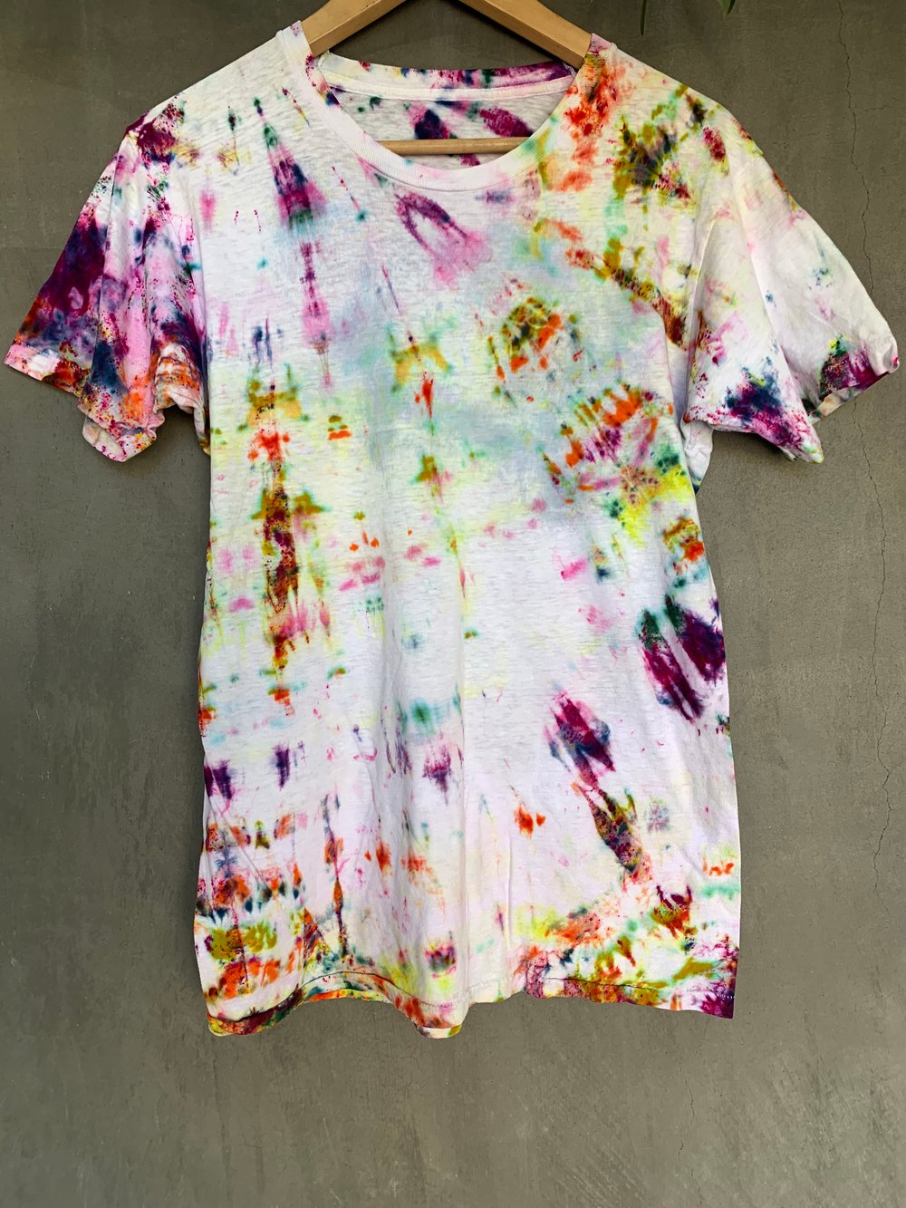 Image of rainbow tie dye vintage tee - small