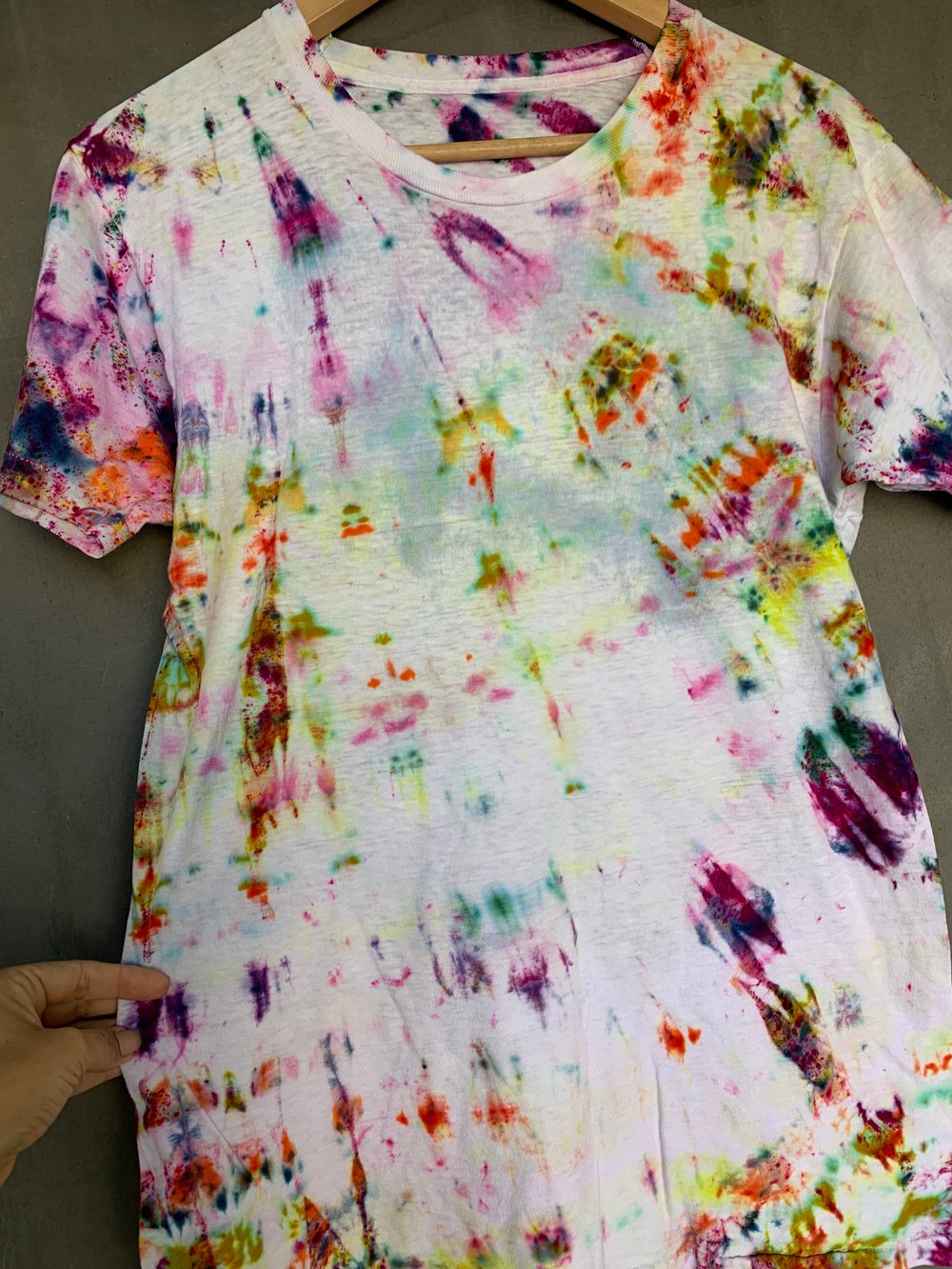 Image of rainbow tie dye vintage tee - small