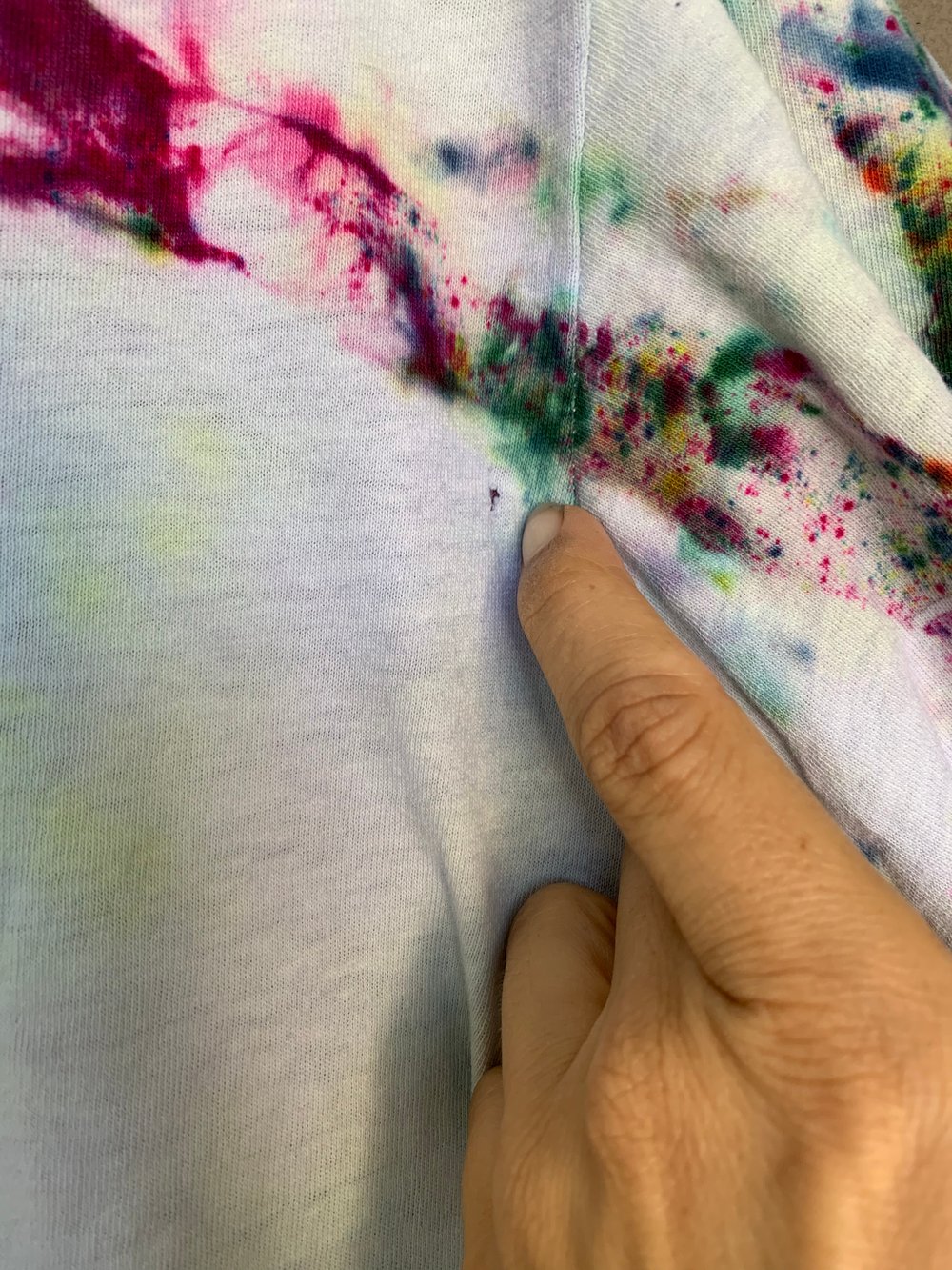 Image of rainbow tie dye on vintage tee - medium 3