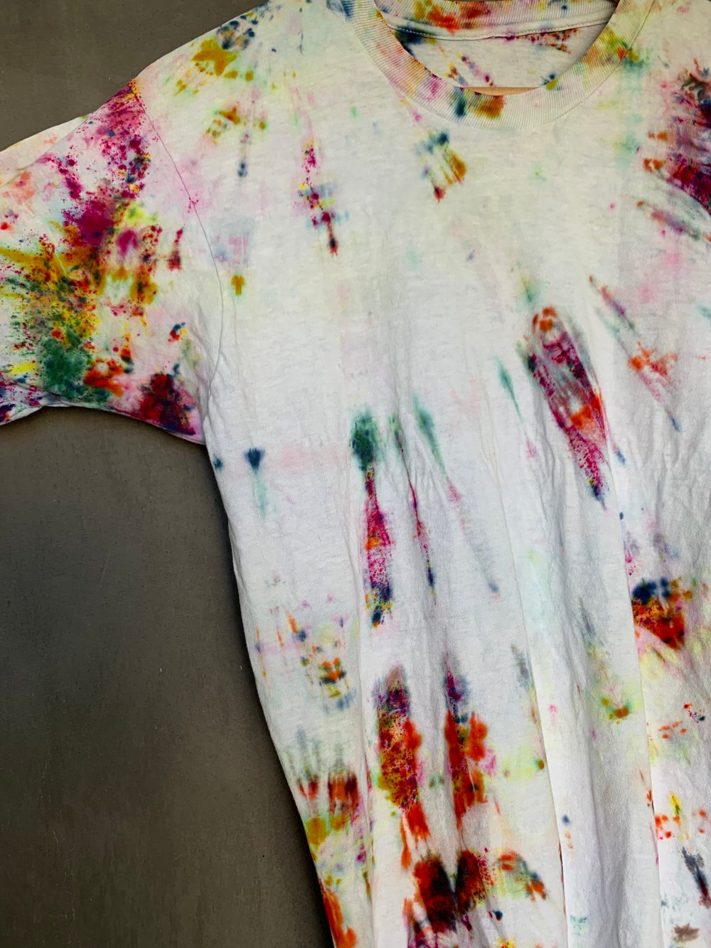 Image of rainbow tie dye vintage tee - small 2