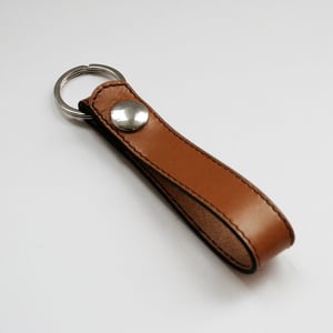 Image of Schlüsselanhänger mit Naht