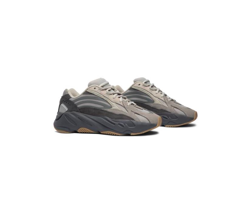 yeezy 700 mauve resale value