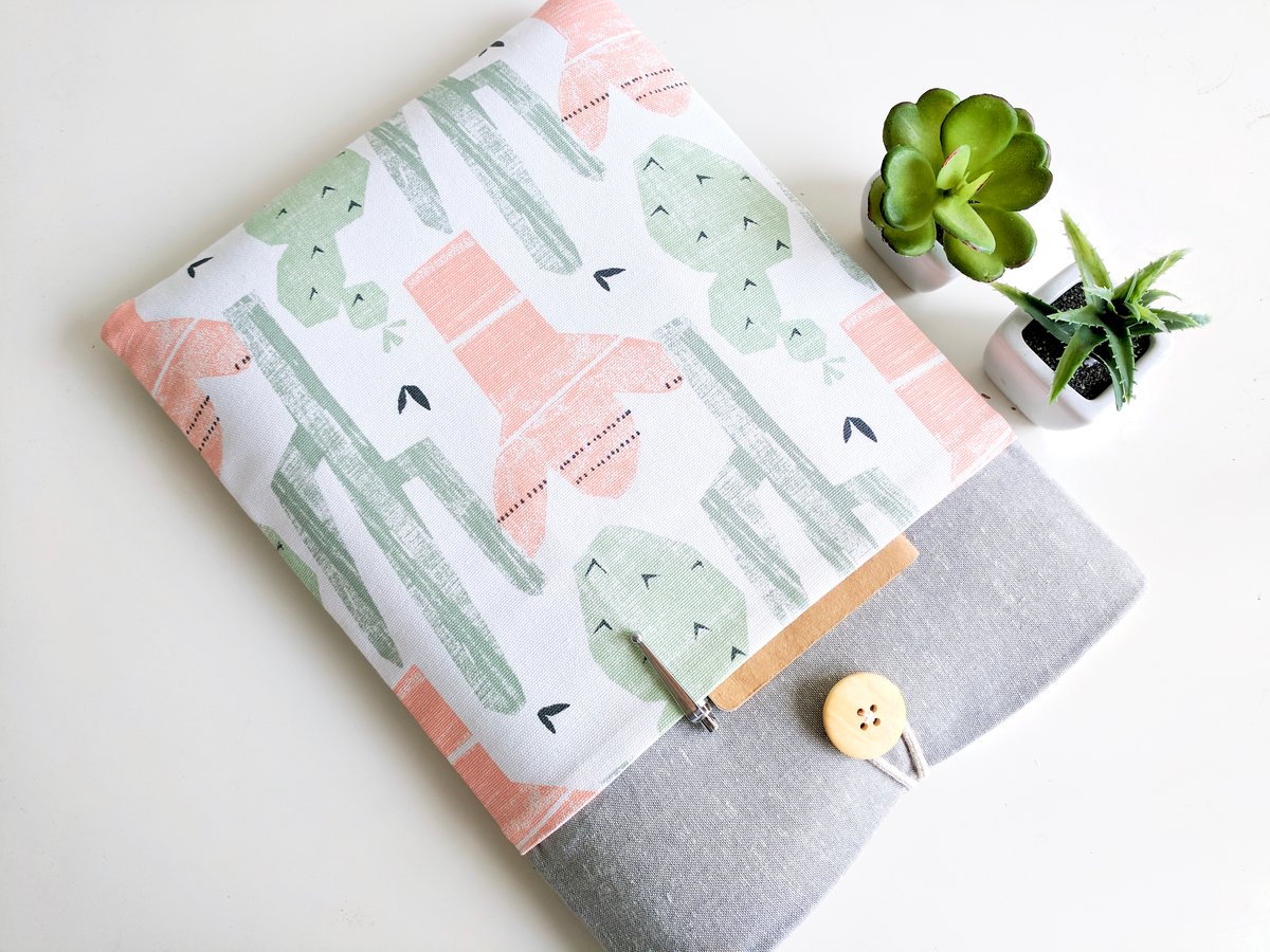 Cactus laptop case 2025