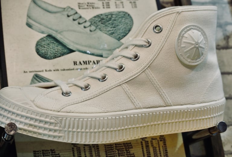 VEGANCRAFT Czech army trainer hi sneaker shoes made in Slovakia Image 5