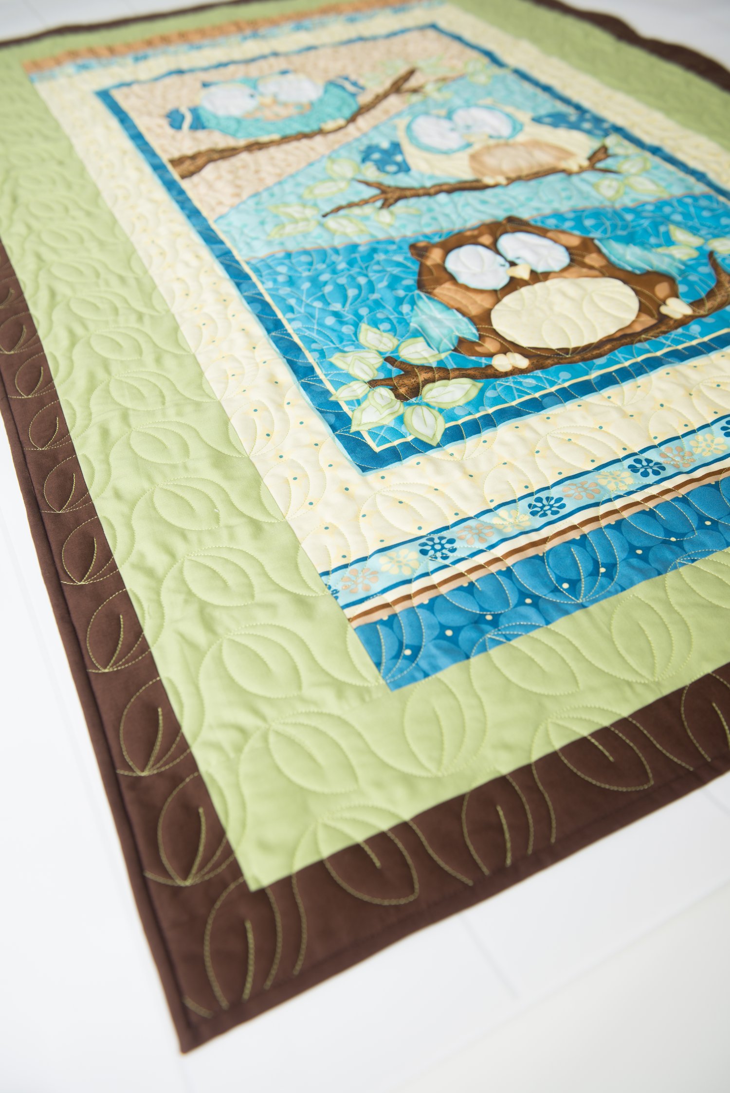 Image of Blue & Green Owl Quilt