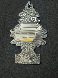 Image 1 of Cateye Chevy front/ Chevy logo