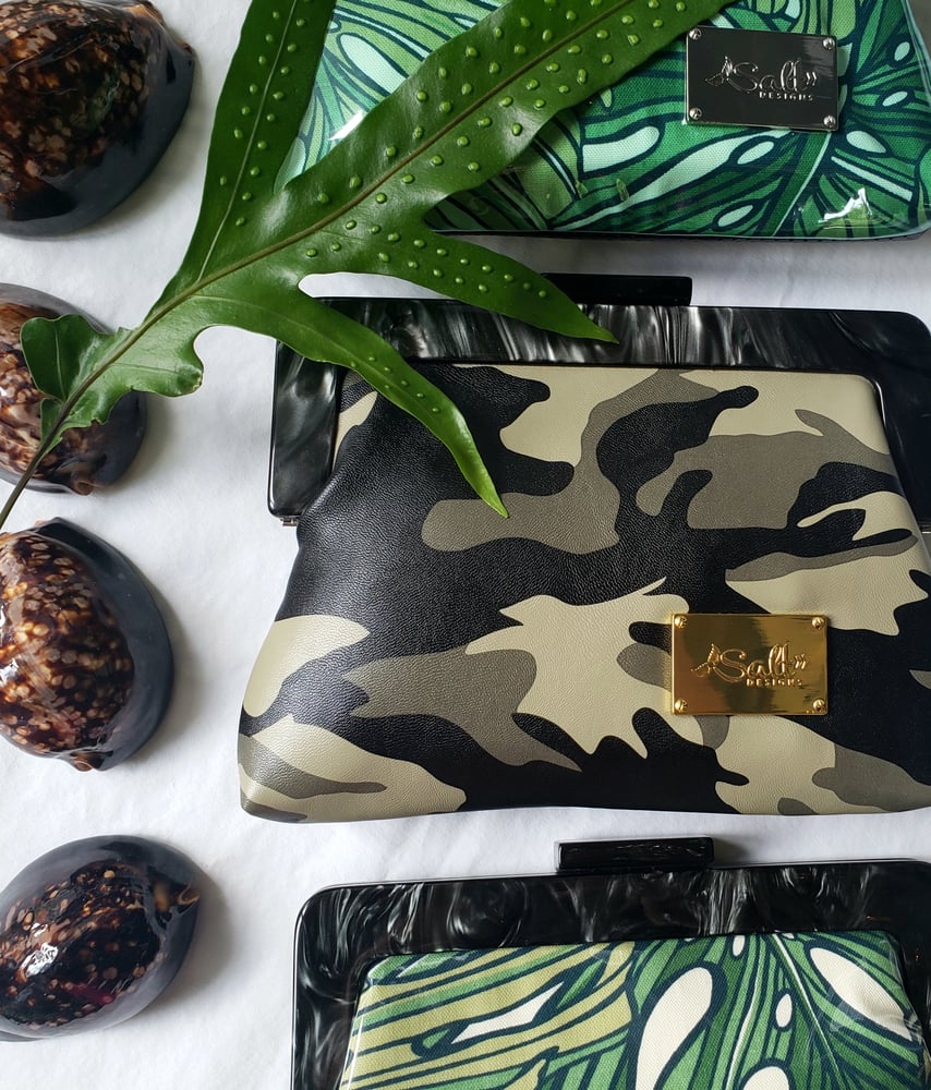 Image of Camo and Tahitian 