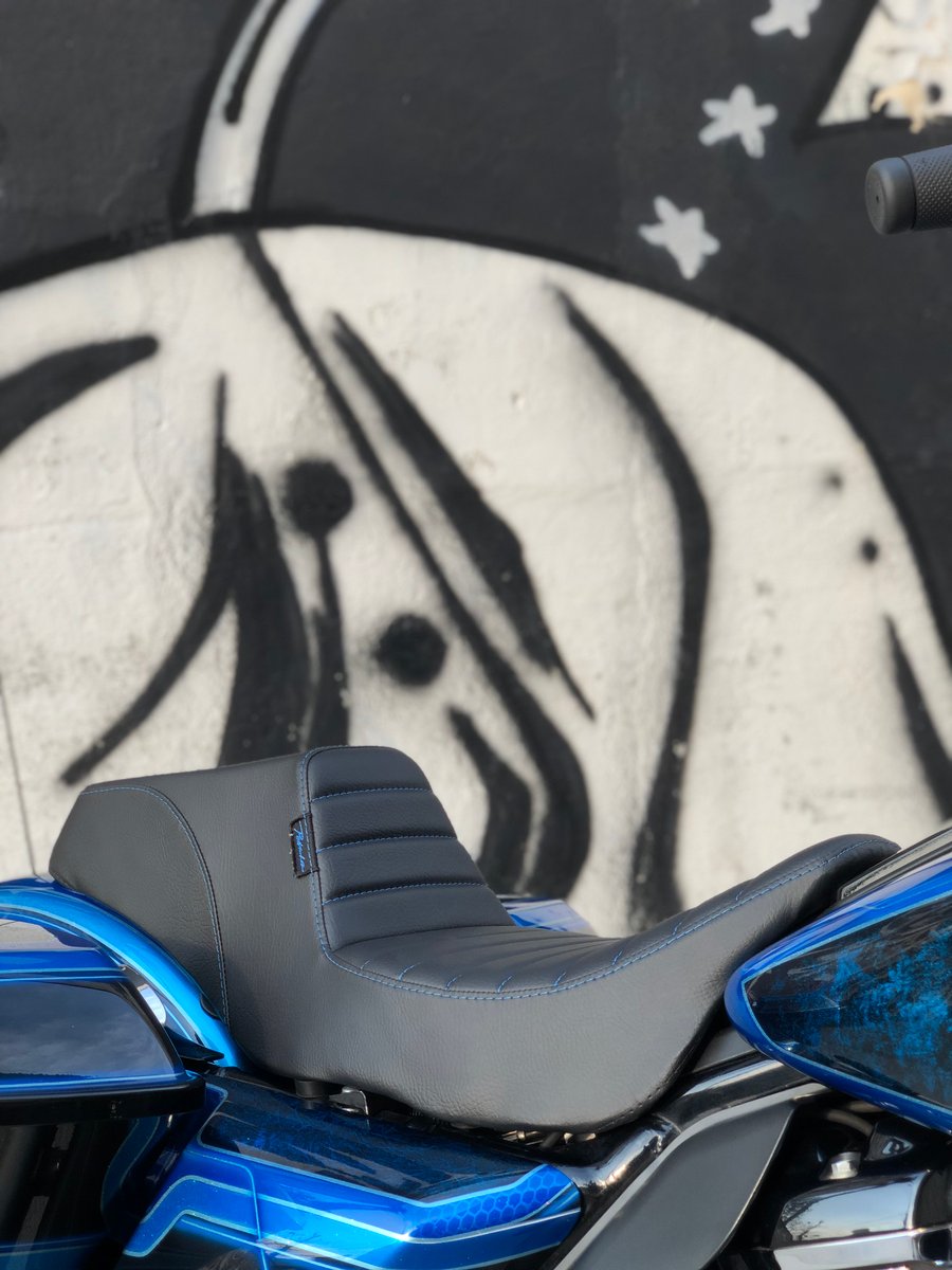 dynamitecrew — Dynamite Crew Square body seat for 08-22 Tourings dynamitecrew — Dynamite Crew Square body seat for 08-22 Tourings