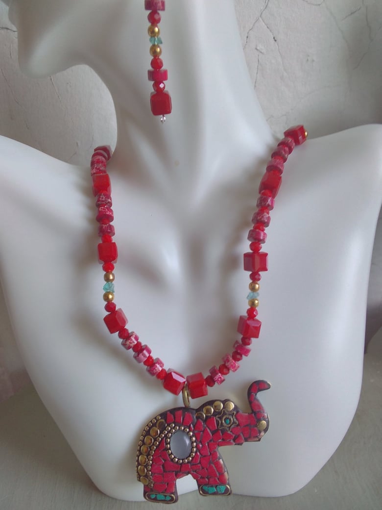 Image of RED TIBETAN ELEPHANT PENDANT NECKLACE SET