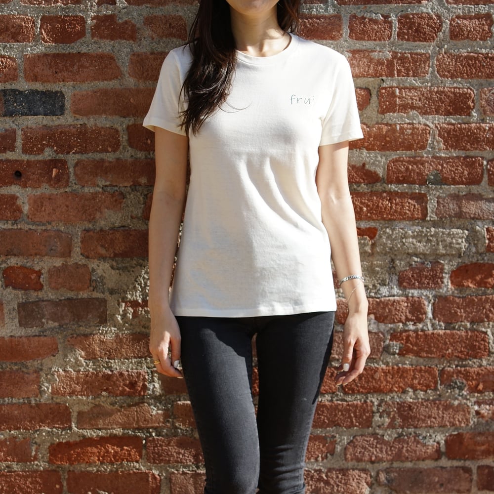 FRUI Round Neck Tee